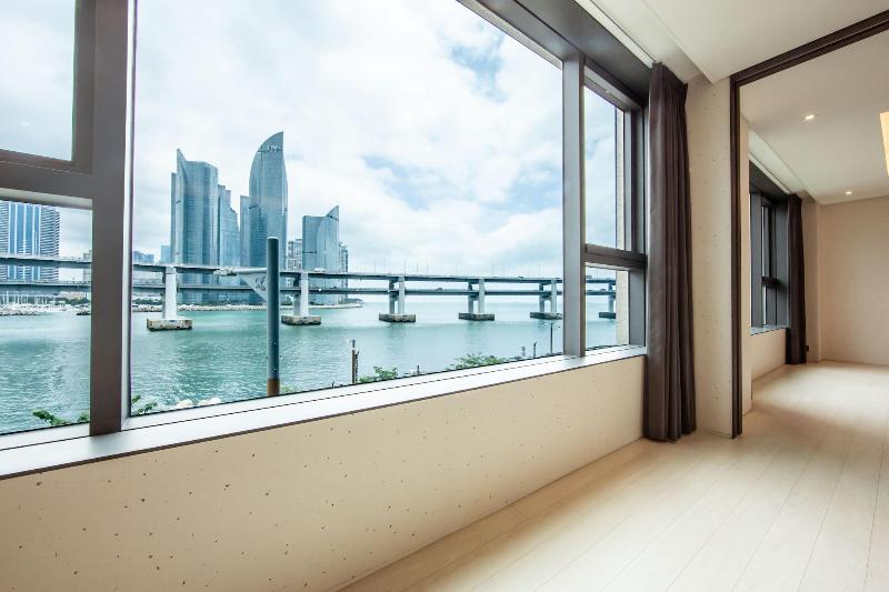 AG405 Hotel image