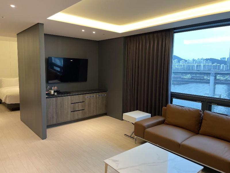 AG405 Hotel image