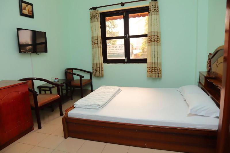Phu Gia Hotel image