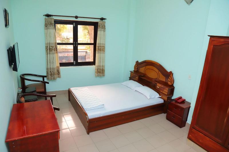 Phu Gia Hotel image