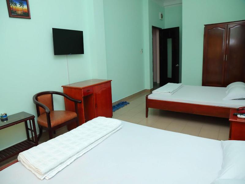 Phu Gia Hotel image