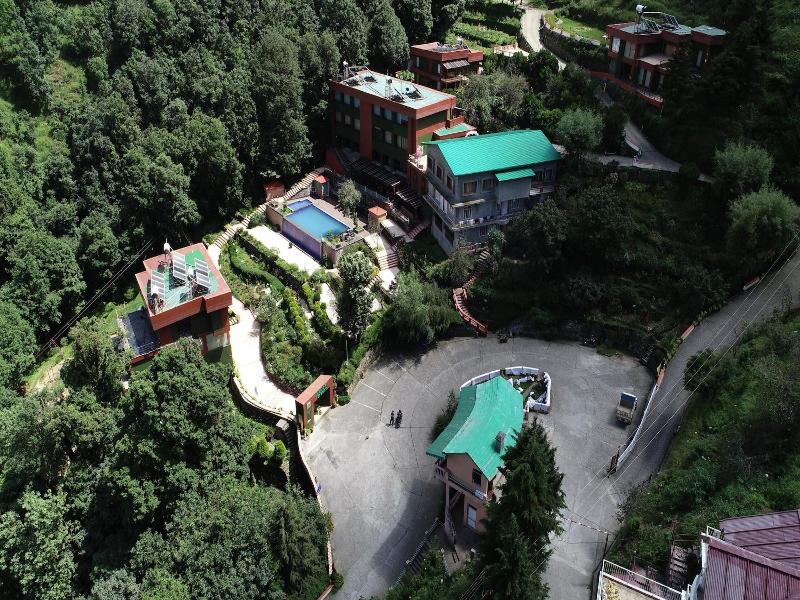 Aamari Resort image