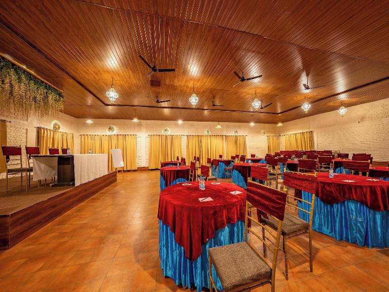 Aamari Resort image