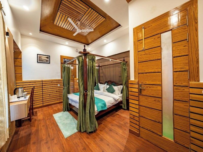 Aamari Resort image