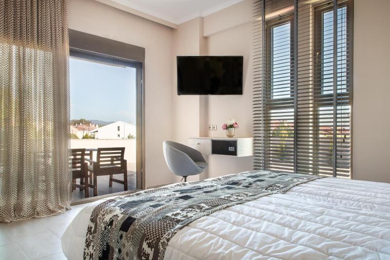 Royalty Suites Loft image