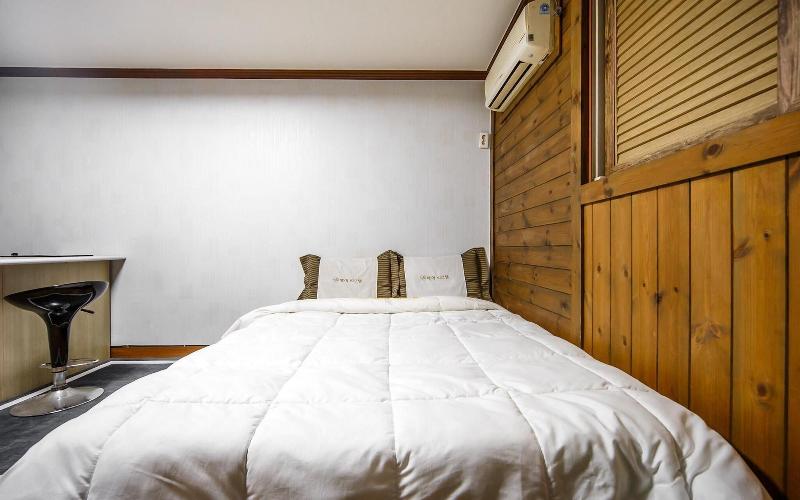 Buan Gyeokpo Chaeseok Resotel Oakville image