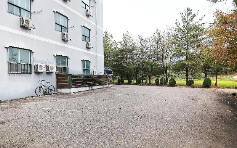 Jeungpyeong Young Park image