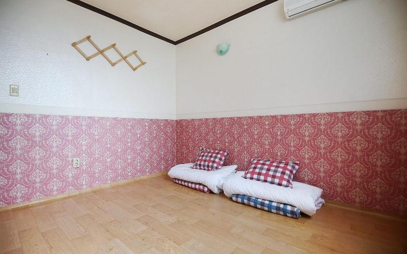 Jeungpyeong Young Park image