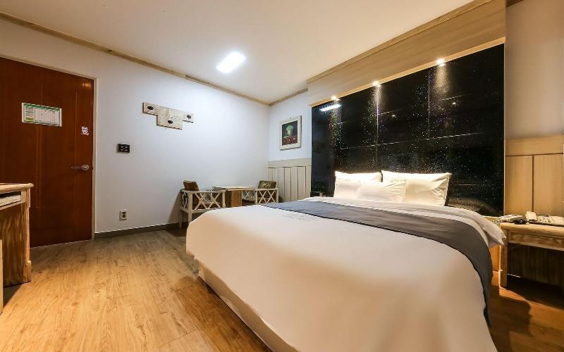 Gyeryong Hotel Venus image