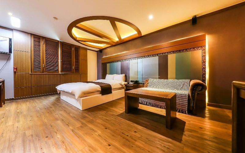 Gyeryong Hotel Venus image