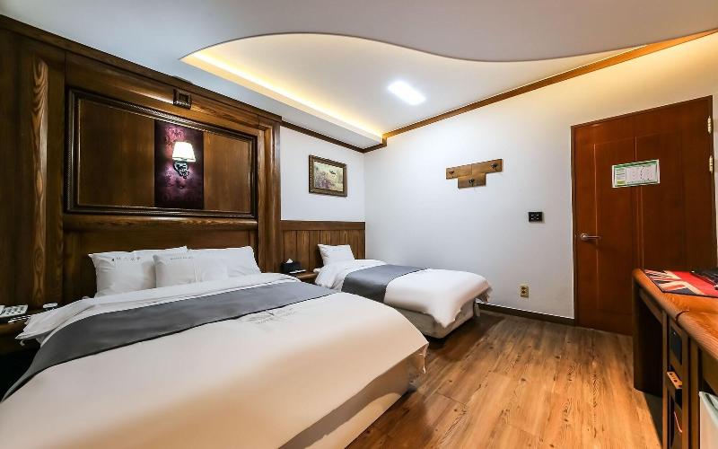 Gyeryong Hotel Venus image