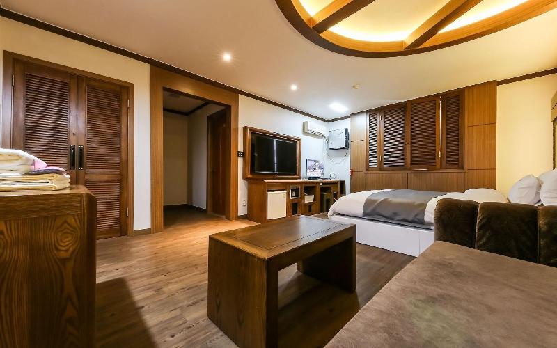 Gyeryong Hotel Venus image