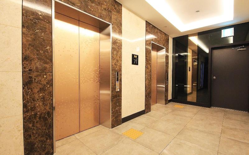 Wanju Grand Hotel image