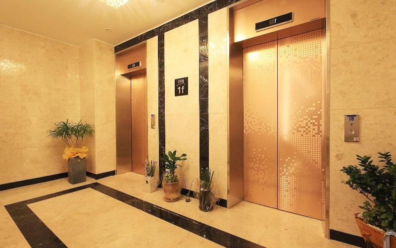 Wanju Grand Hotel image