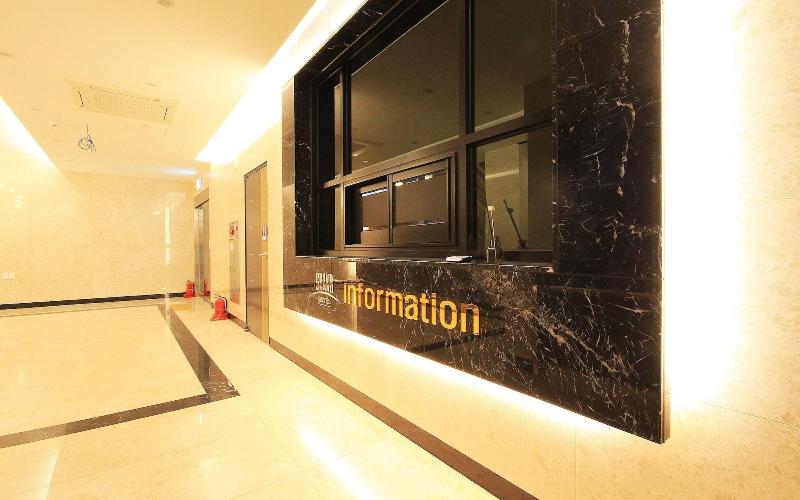 Wanju Grand Hotel image