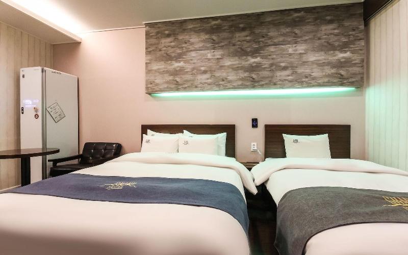 Wanju Grand Hotel image