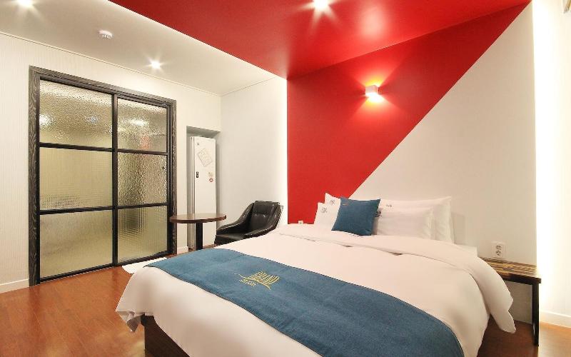 Wanju Grand Hotel image