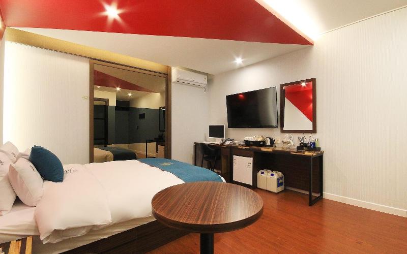 Wanju Grand Hotel image
