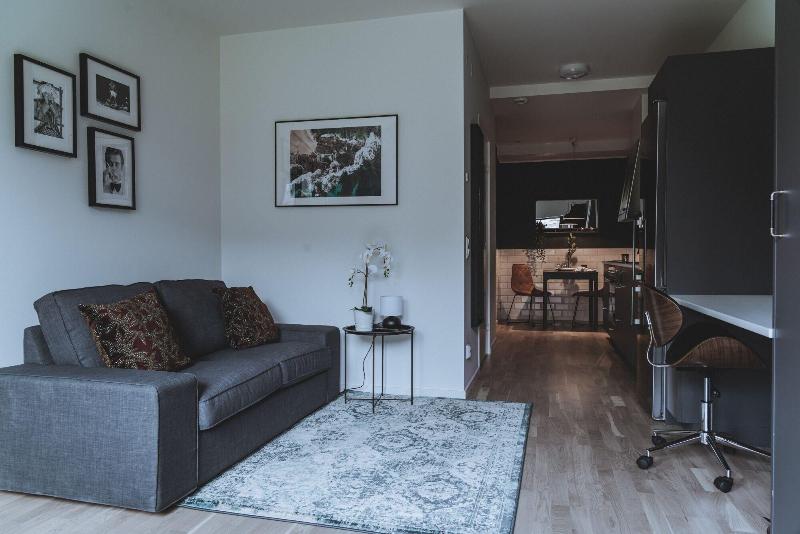 Magnolia House image