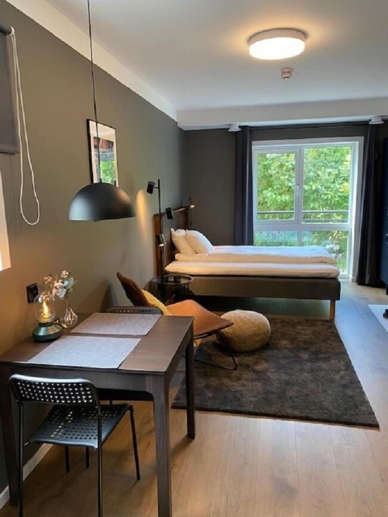 Magnolia House image