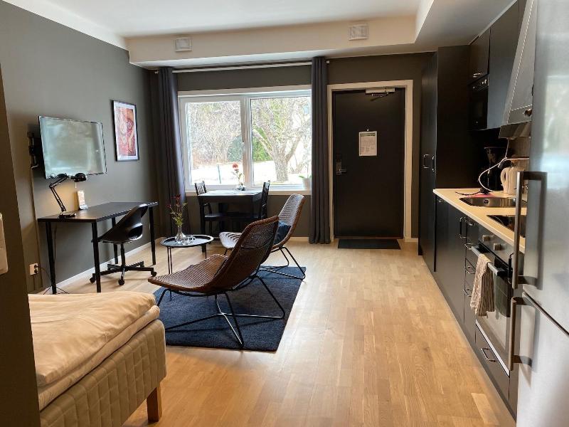 Magnolia House image
