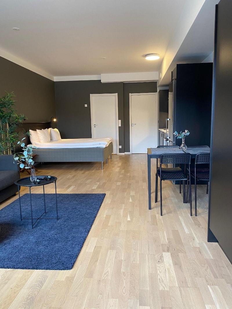 Magnolia House image