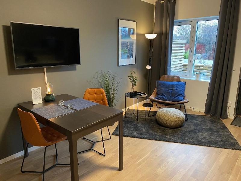 Magnolia House image