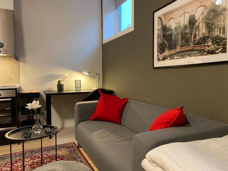 Magnolia House image