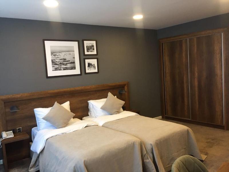 Yacht club hotel image
