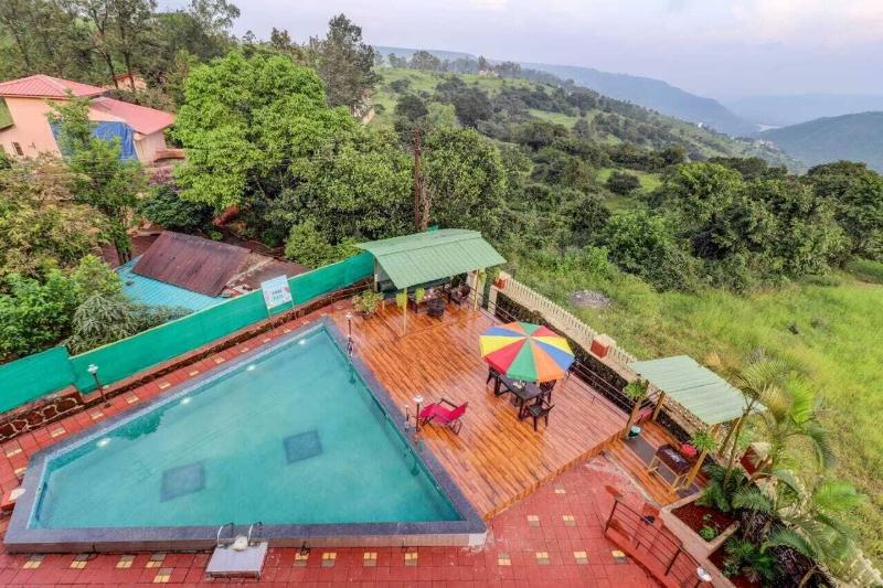 Mahinder Inn
