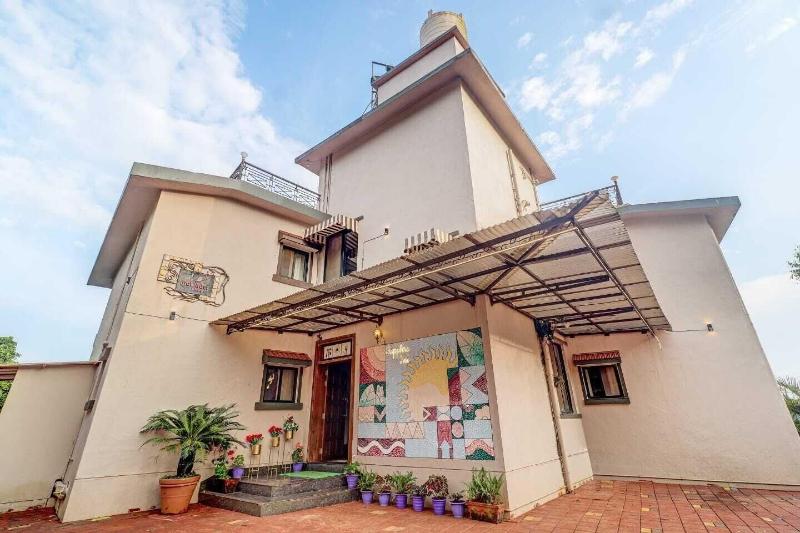 Mahinder Inn