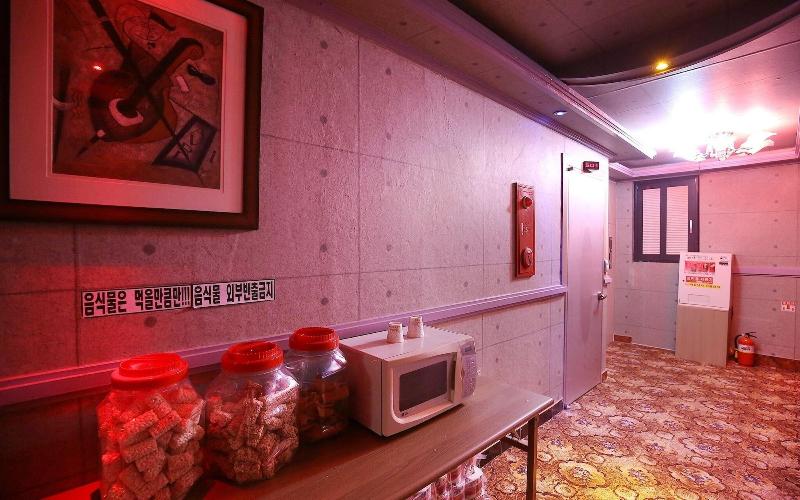 Jeungpyeong Gallery Self Check-in Motel image