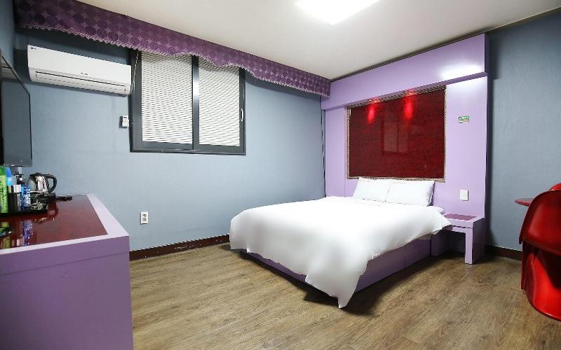 Jeungpyeong Gallery Self Check-in Motel image