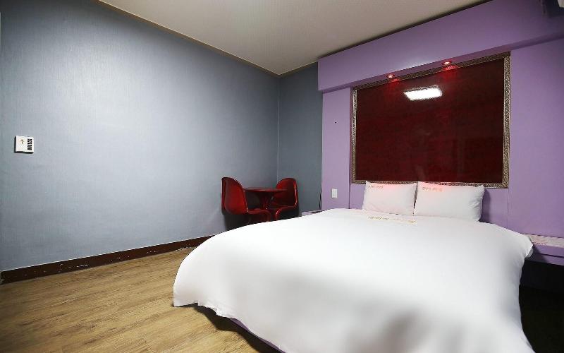 Jeungpyeong Gallery Self Check-in Motel image