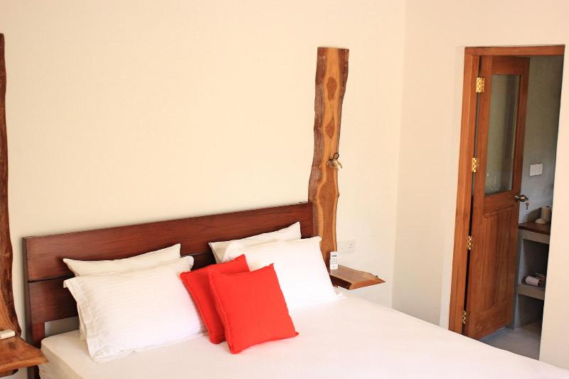 BoBo's Bed & Breakfast image