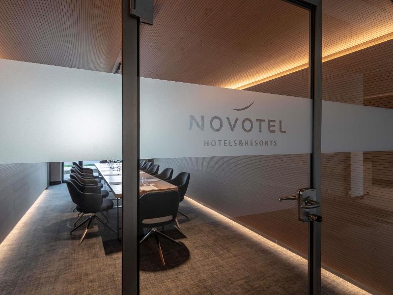 Novotel Duesseldorf Airport image