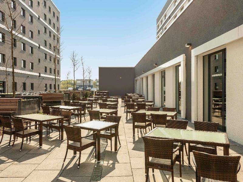 Novotel Duesseldorf Airport image