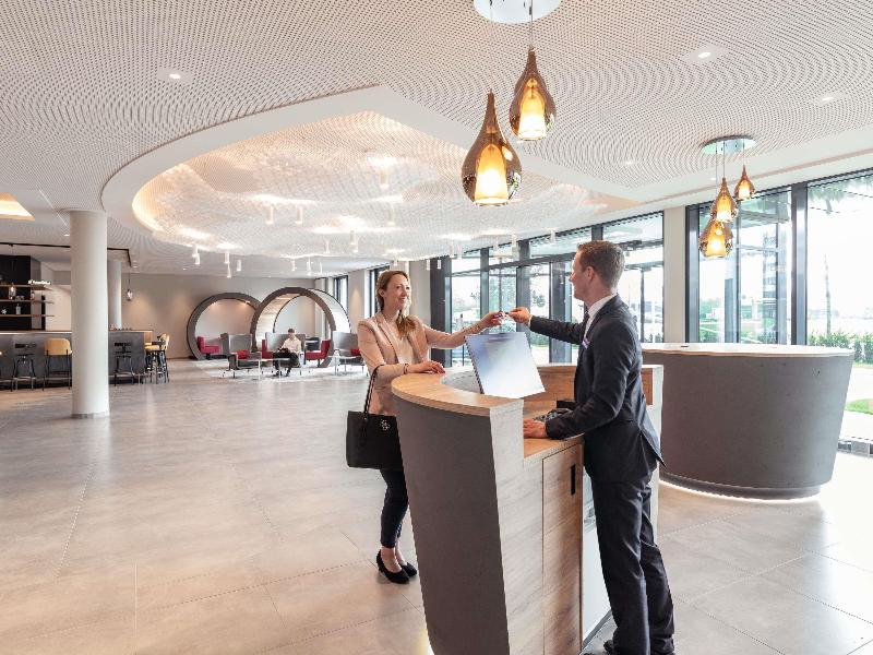 Novotel Duesseldorf Airport image