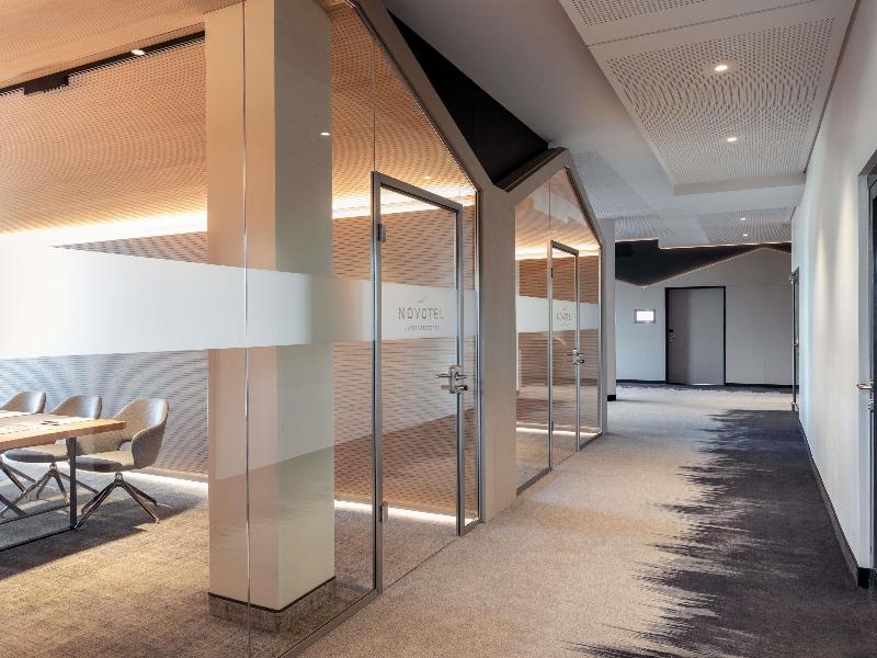 Novotel Duesseldorf Airport image