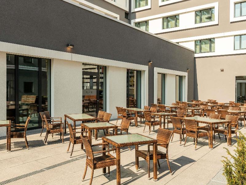 Novotel Duesseldorf Airport image