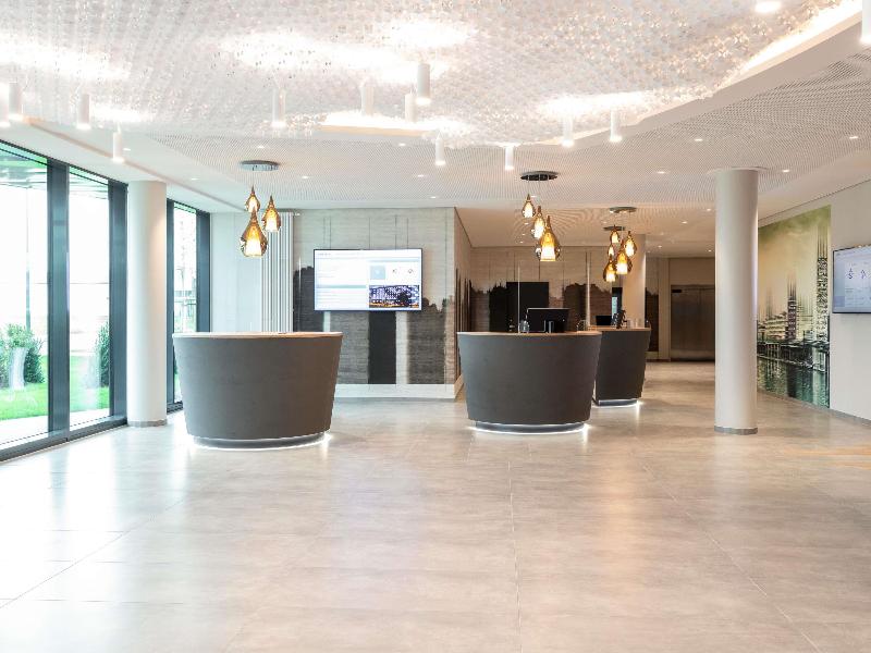 Novotel Duesseldorf Airport image