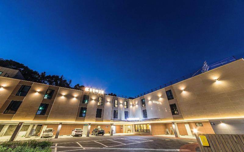Gimpo Docking Hotel image