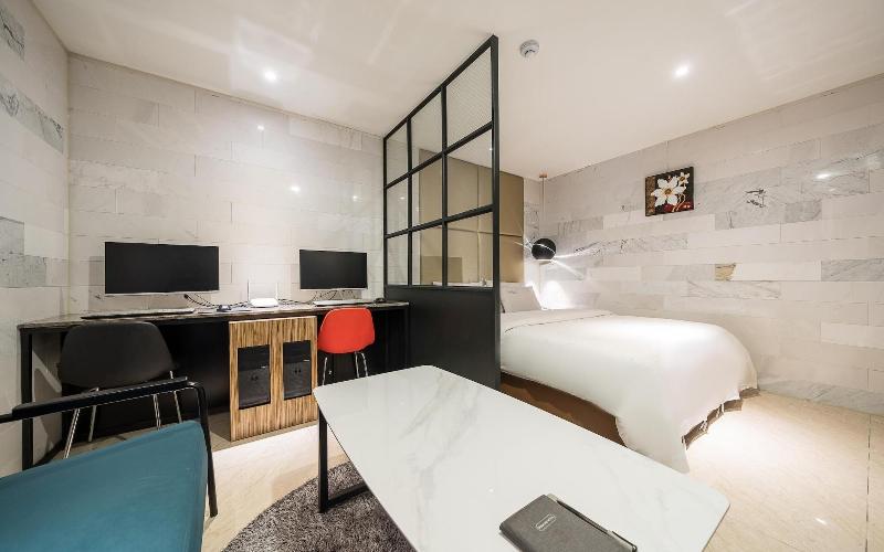 Gimpo Docking Hotel image