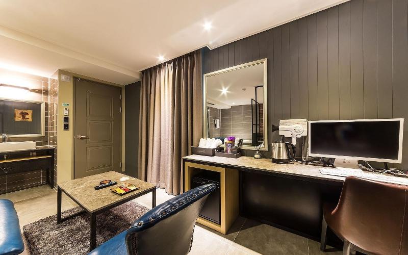 Gimpo Docking Hotel image
