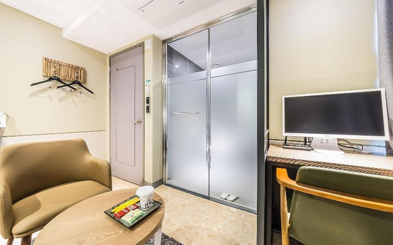 Gimpo Docking Hotel image