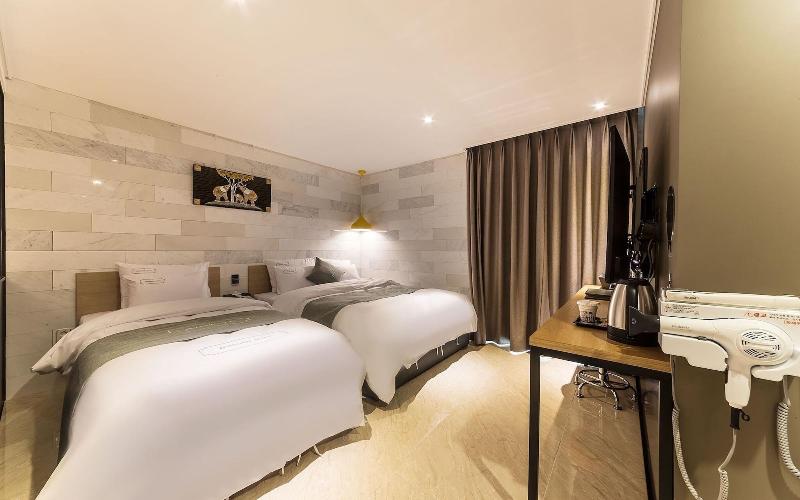 Gimpo Docking Hotel image