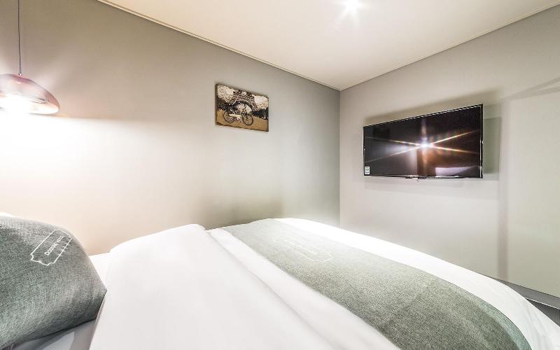 Gimpo Docking Hotel image