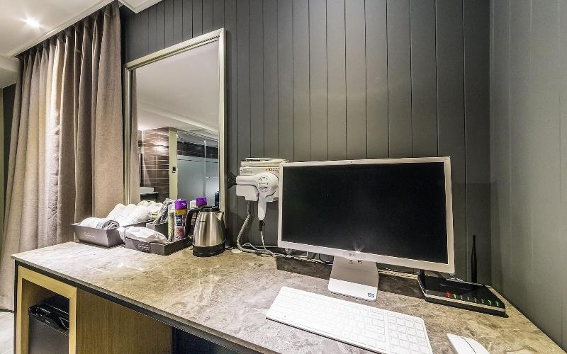 Gimpo Docking Hotel image