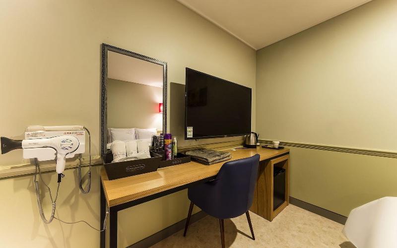 Gimpo Docking Hotel image
