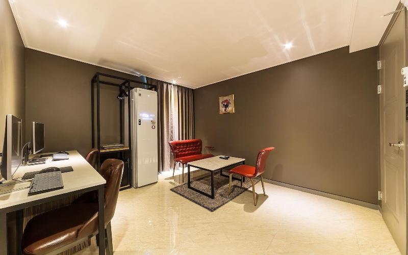 Gimpo Docking Hotel image